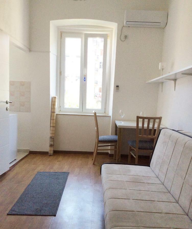 Apartament Studio Apartman Klara Rijeka Zewnętrze zdjęcie